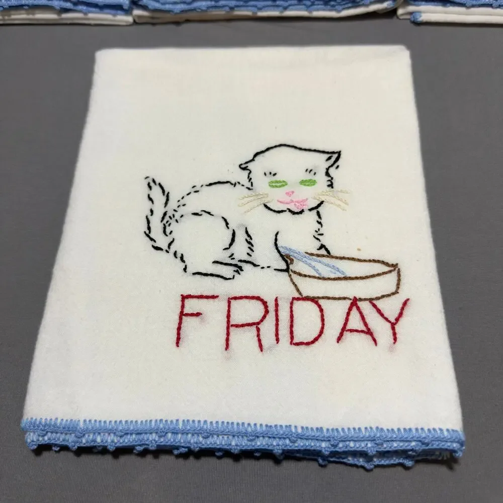 VINTAGE Embroidered Cat Kitten Days of The Week Handtowel Complete Set of 7
